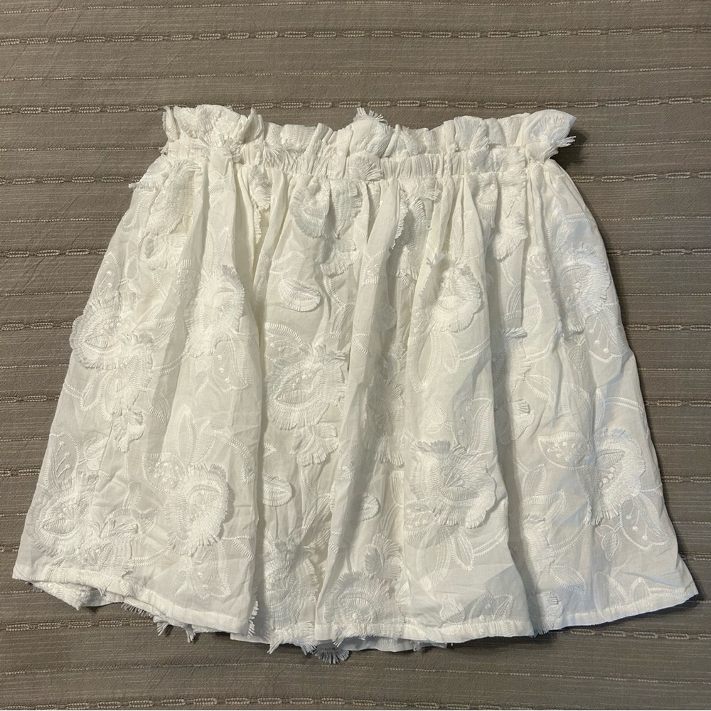 NWT Layer the Boutique Skirt